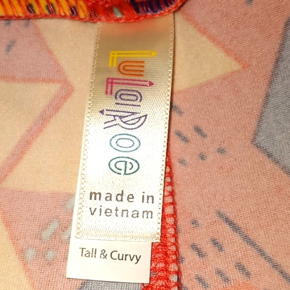 LulaRoe Printed Leggings- T&C-#1559+ - Picture 5 of 10